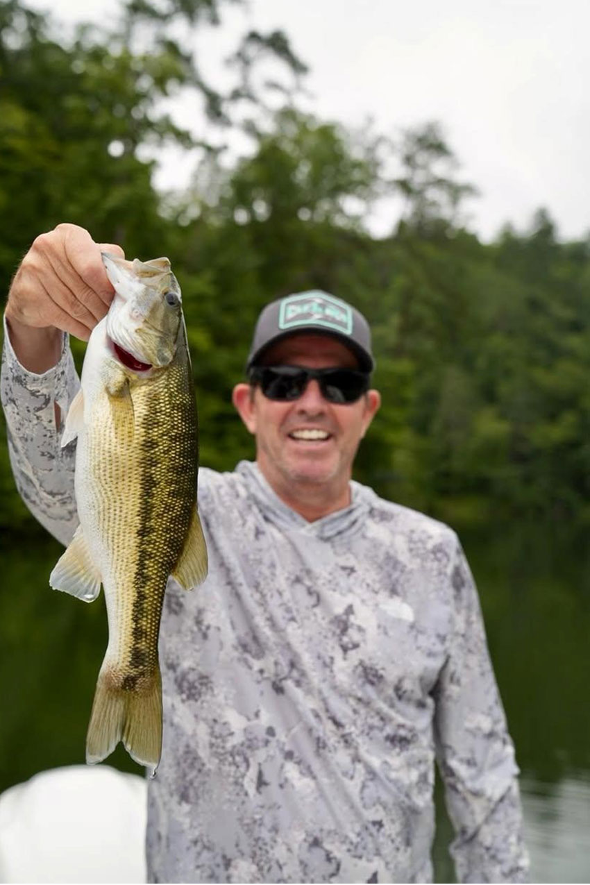 Rod and Reel guided lake fishing trips in north Georgia.