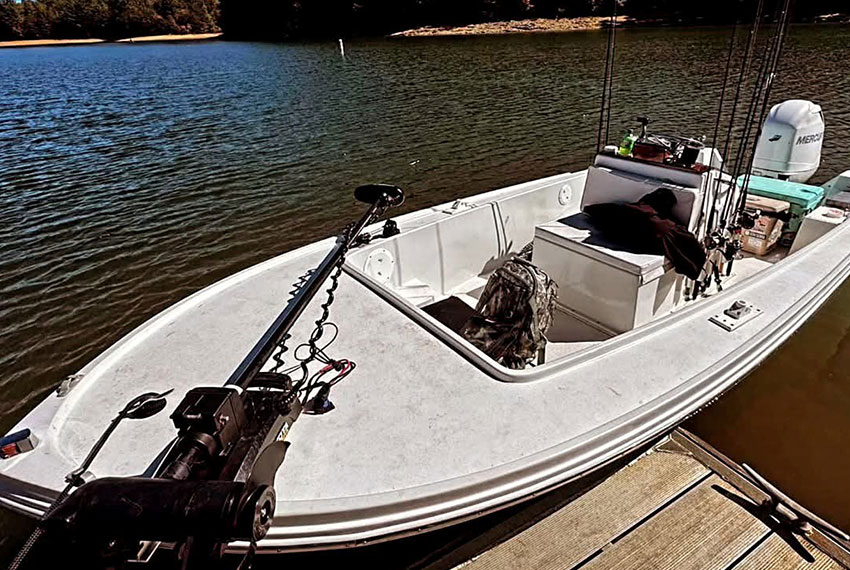 Rod and Reel guided lake fishing trips in north Georgia.